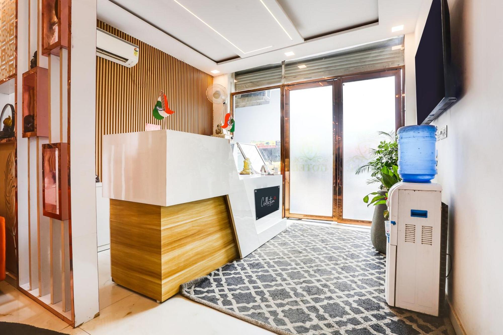 Hotel O Royal Guest House Garhi Harsaru Kültér fotó